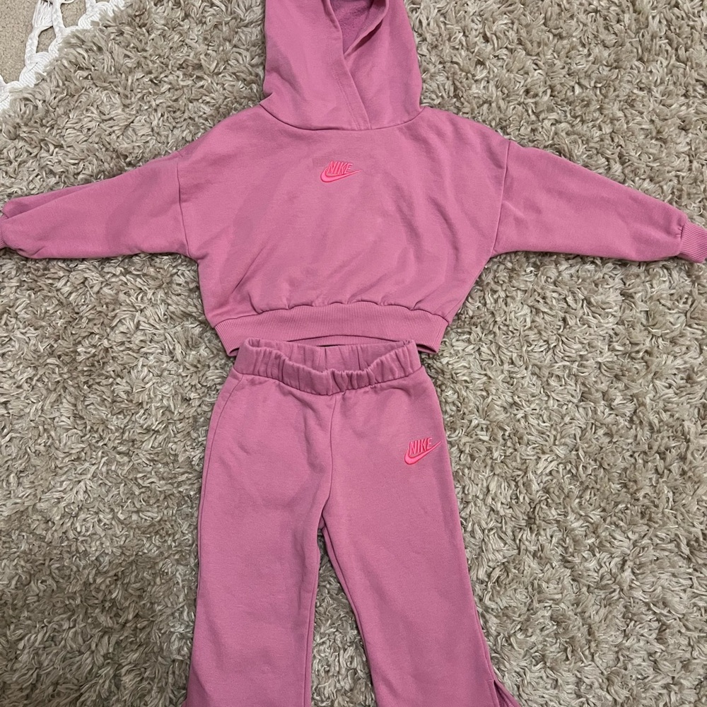 Nike Kids Pink Sweatpants and Hoodie Set
